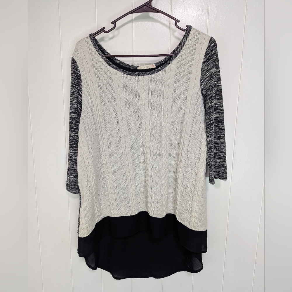 Le Lis Monochrome Textured Knit Top